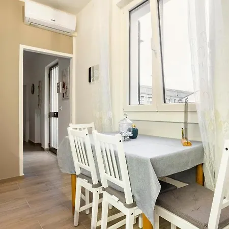 Black Eagle Διαμέρισμα